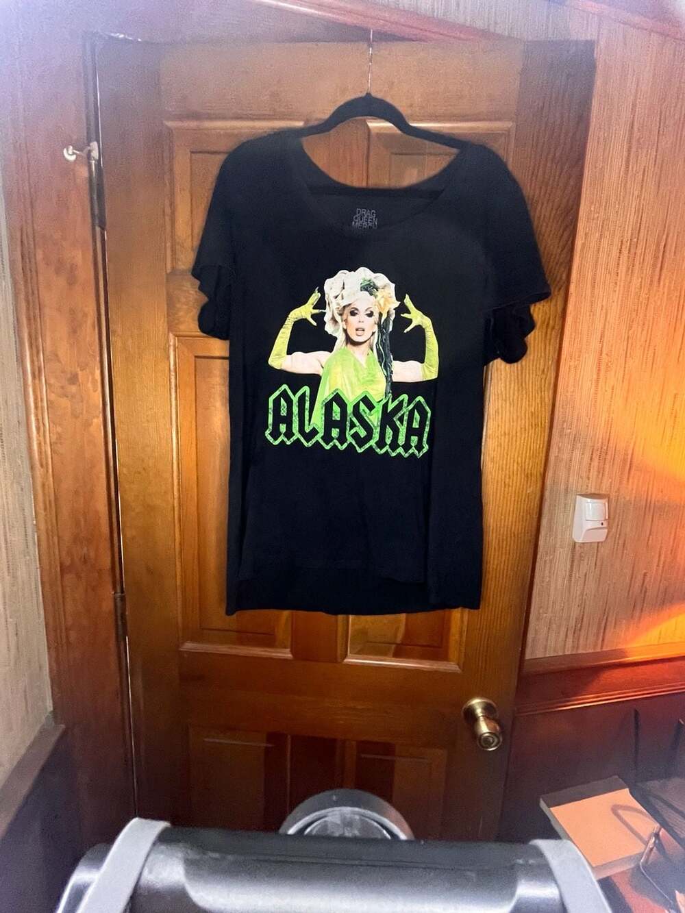 Drag Queen Merch Alaska ThunderFck3000 T-Shirt Size 3